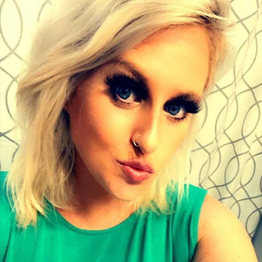 Meet your Posher, Kayla